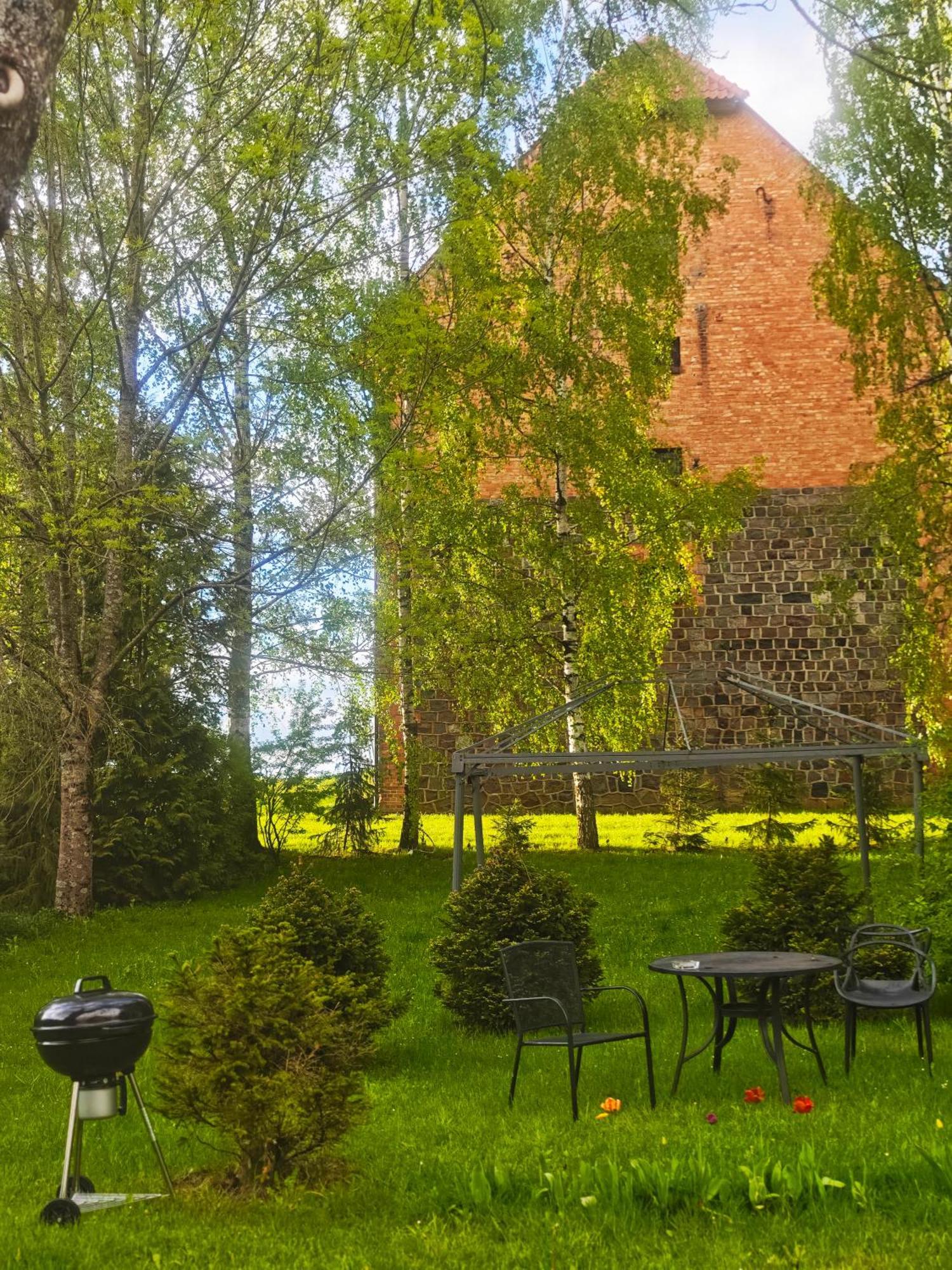 Dom Ogrodnika Vendégház Biala Olecka Kültér fotó